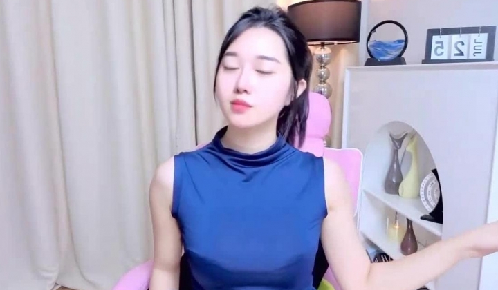 骚逼主播【miuu6868】极品少妇,奶圆逼粉,道具自慰高潮,极品无毛穴