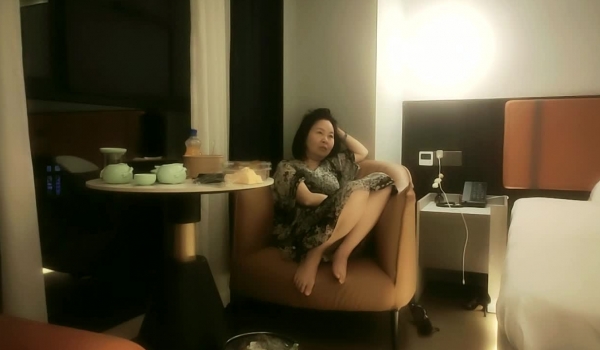 【良家故事】偷拍良家收割机_2天2女，每天不间断，真实刺激，屌炸了，一堆潘金莲