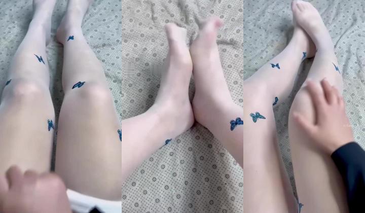 快手骚逼少妇【染宝】肉肉的是个好炮架,颜值还行,道具自慰潮喷,大尺度掰逼诱惑,淫语调教