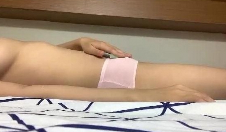 抖音福利【一醒】195万粉，顶级美女，露脸露点 聊天 换衣服 自摸等，人设崩塌