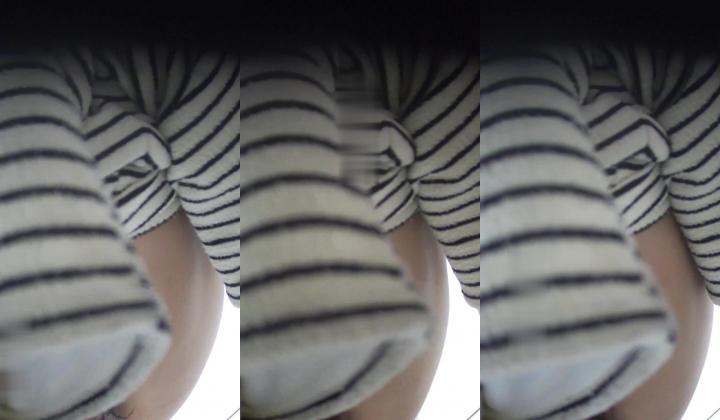 双视角超清晰偷拍豹纹衫颜值主播前面一撮毛后面似白虎
