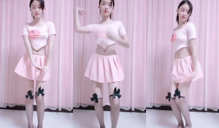 快手【美涵儿】堕落童星裸舞定制 之前非常出名的童星 成年后首次裸舞流出