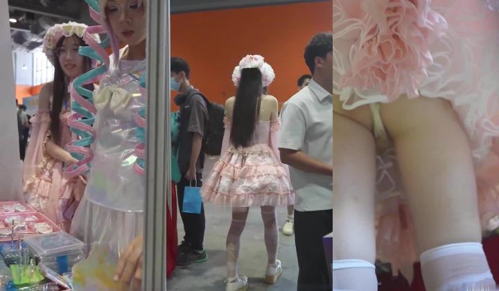 『BCbananacat』街拍系列合集 超美COSER露出好多毛毛