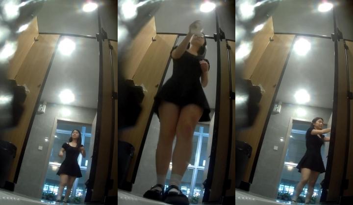 精品则拍，脸穴同框真实愉拍公共女卫超多小姐姐方便
