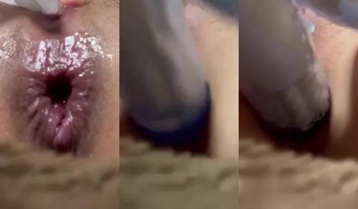 《稀缺资源猎奇极品调教》不喜勿下，绝对折磨！变态妹子一系列反人类式虐阴~胶水封、逼拔罐、马桶刷插