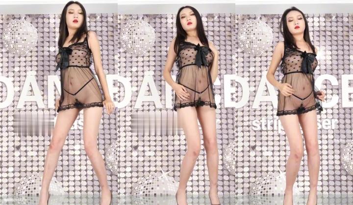 【觅舞】极品骚气少妇『乐乐』裸舞双视角 全身抹油甩脂机狂抖超诱惑