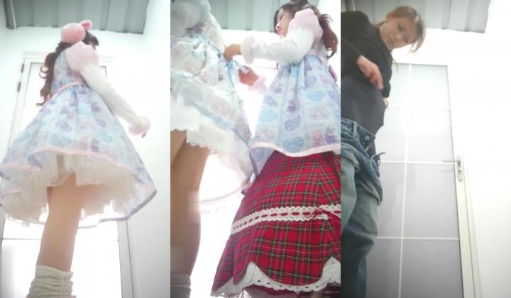美女如云街边女公厕真实偷拍超多小姐姐方便，特写后位双洞同步露脸，还有二次元嫩妹换衣服