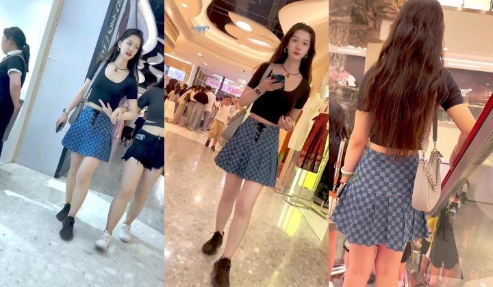 【KFC】靓女和闺蜜逛街 ️·短裙红色骚窄内·边走骚内裤夹的越紧屁股蛋非常性感
