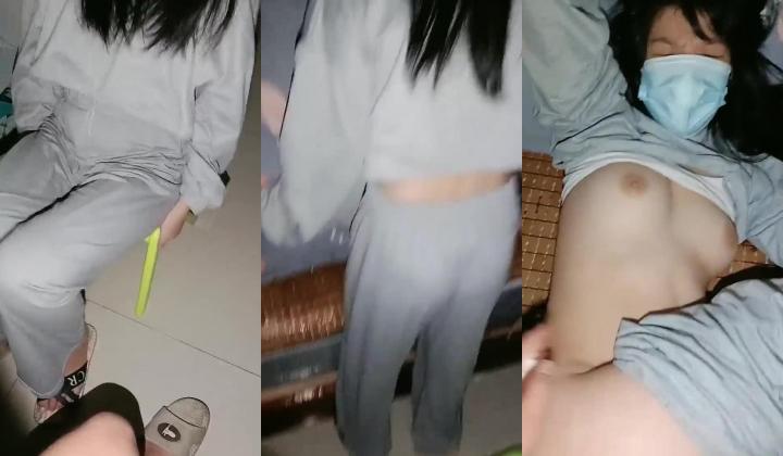 农村学生情侣，极品美臀，【00后婷婷】，无套狂射一身，又白又大，这屁股满分