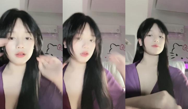 G奶校花回归！清纯高颜值嫩妹【青柠】最新福利，脸粉鲍同框自慰狂插！爽喷~