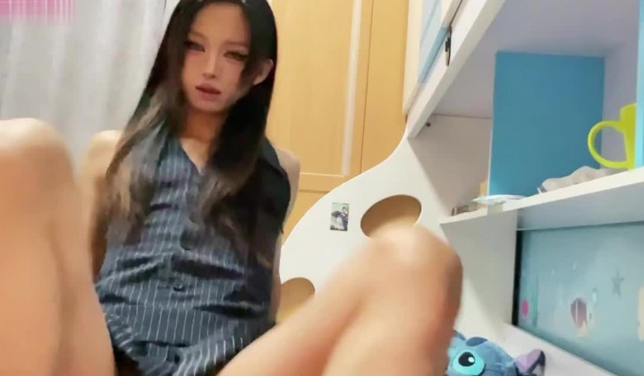 TS抽纸小隶 伽摩 为什么有些人和小隶做一次就会心都被融化，还说在小隶身上看到初恋的影子