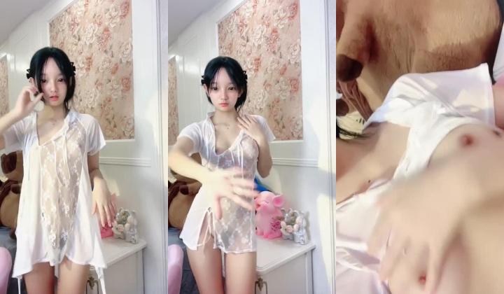 校花女神【鬼鬼啊】 纤细小蛮腰全裸跳舞道具自慰疯狂抽插冒白浆空前尺度全裸跳舞疯狂抽插冒白浆