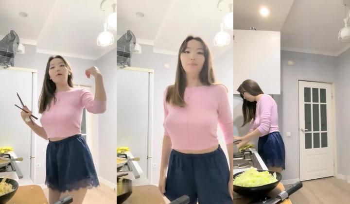 这一周新出来的御姐，疯狂被干，【你今天吃了吗778】，人美又会撩，家中跟几个男人来回的干，肤白貌美，白虎粉穴最惹人爱