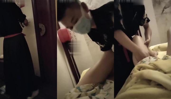 【上官】惊魂一刻 按摩店直播勾引按摩师 被附近看直播的变态粉丝围堵要微信 趁着变态粉丝摔倒