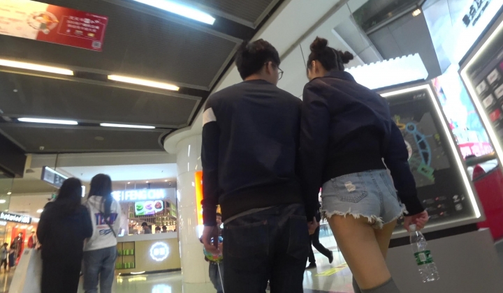 年度极品高清抄底合集，全部都是漂亮的妹子