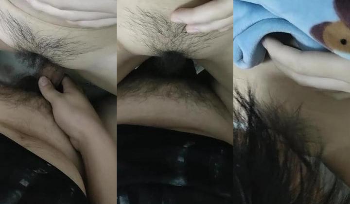 每天的快乐就是吃鸡，跨下巨乳女友的陪伴性福每一天，自慰啪啪58V 合集！