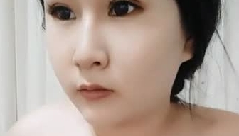 白白嫩嫩 看上去婴儿肥 八字奶的嫩妹子主播 和炮友啪啪大秀 口交 女上位 后入操逼大秀 非常精彩