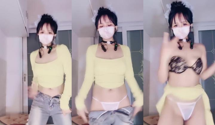 精品推荐 精剪嫩妹【舞蹈小幂幂】热门歌曲动感脱衣裸舞
