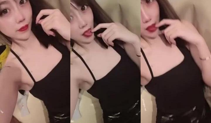 最新 ️【重磅核弹】大神 轩轩 VIP福利，约炮颜值母狗抖音女神