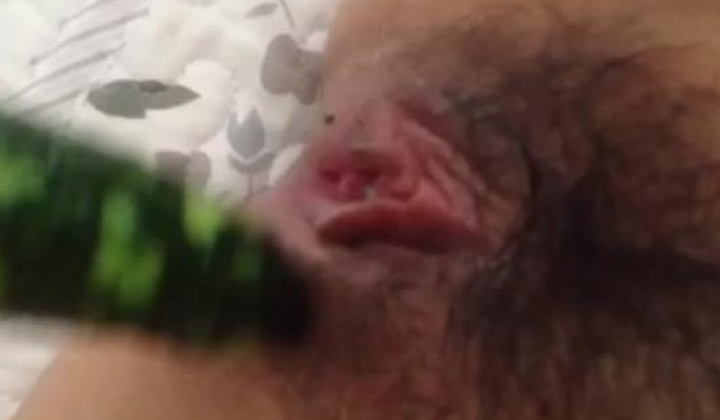 为高潮而欢乐-湘军夫人 ️我老婆的逼各位看了就说粉不粉吧，各种玩弄，夫妻性生活29V流出！