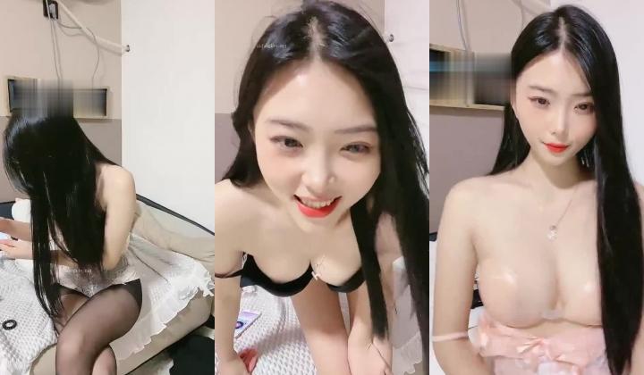 【御姐宝贝儿】，花一样的少女，你的猫系女友已上线，白得发光，足交自慰真棒