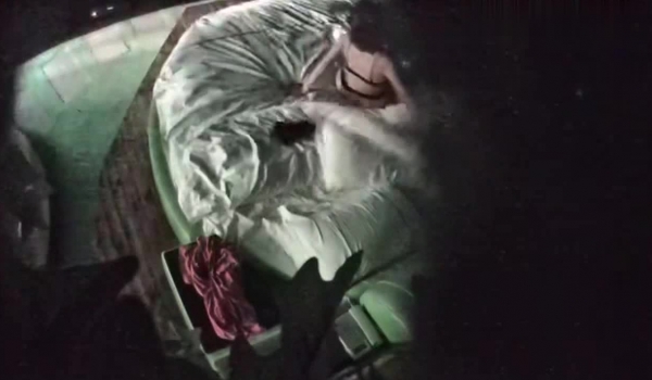 面容姣好，身材火辣的女神级别的妹子，和男友开房打炮，穿上吊带黑丝，男友要血崩啊，女神叫床胜似女优