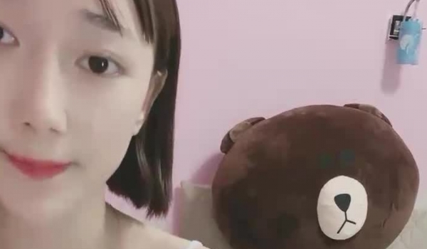 【火爆推荐 ️母女齐上阵】七彩女神『你的小辣辣』重磅 快手网红下海？母女直播大秀？高清源码无水印