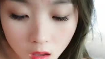 高颜值长相清秀妹子户外车震双人啪啪大秀 非常淫荡猛吃JJ再开始抽插大力猛操 很是诱惑不要错过