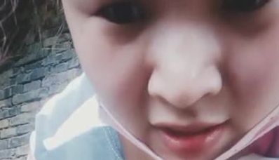 农家骚妇户外和炮友大尺度直播 奶子丰满 口交啪啪 叫的很淫荡