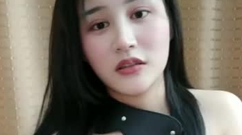 一坊新人美女主播B豪乳肥臀床上撩人 一多自慰大秀 颜值不错插穴自慰淫水多多