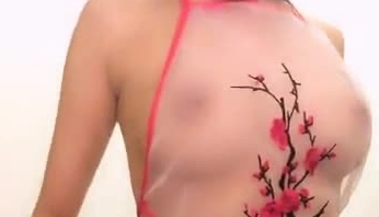身材超棒的气质学院派美女翘臀美乳试穿各式情趣内衣下面毛毛性感让你撸不停