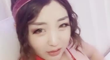 颜值不错御姐主播戴着项链还有兔耳朵 一多自慰大秀 插穴自慰很是诱人