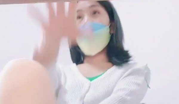 极品销售客服上班跳蛋自慰 通话中潮吹抑不住狂喷 地狱高潮颤挛美腿太上头了 肉丝上全是淫液痕迹