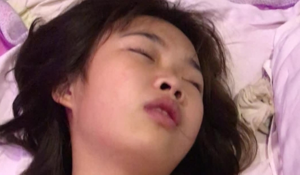 02年幼师续集 超嫩小女孩被灌醉爆艹