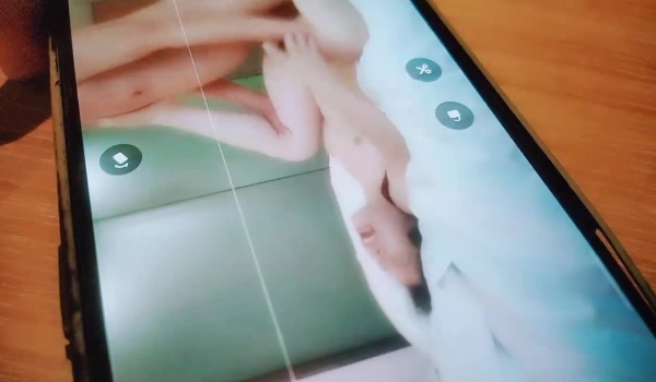 泡良最佳教程【良家故事】世风日下 这么多人妻都有着一颗出轨的心 酒店迎来送往，操的骚货嗷嗷叫好刺