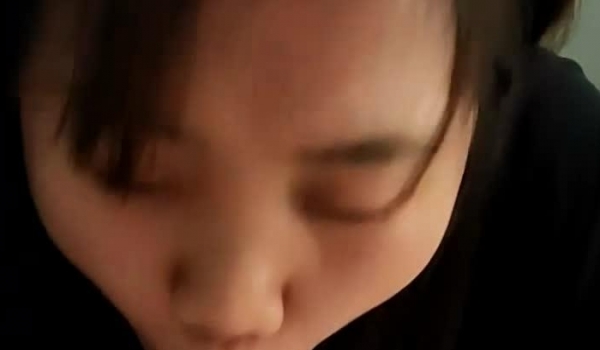 【佳人有约】，泡良大神新货不断，驱车少妇家中，吃饭聊天床上打炮，撩骚记录超精彩