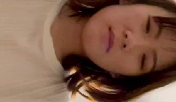【极品反差婊】探探刷到的同小区极品妹子与男友吵架后趁虚而入被黄毛各种玩弄艹逼