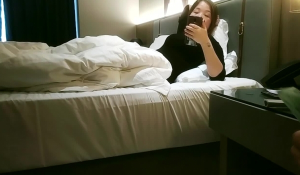 【良家故事】，泡良最佳教程，姐姐们纷至沓来，跟上门面试一样，成功推倒一个，操的鬼哭狼嚎