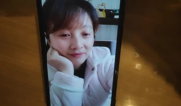 中年妇女收割机 【良家故事】，跟着大神学泡良，姐姐们原来都这么寂寞，同时聊骚三个，拿下开房，万花