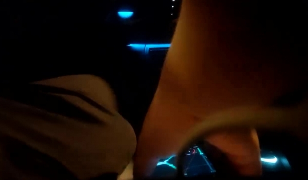 【69口嗨哥探花】 35岁良家小少妇 还是个一线天 大奶子 抠的水汪汪爆操满足中