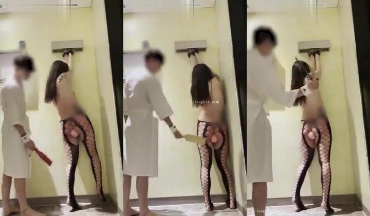 字母圈玩家母狗女奴SP界天花板【曙光0521】私拍，露出啪啪道具调教暴力SP身上青一块紫一块的