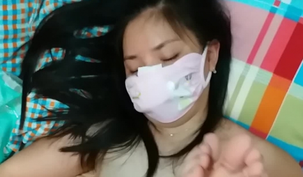 【MJ作品】社交软件认识的96年小嫩妹 第二次见面终于成功MJ 死猪般玩弄内射了