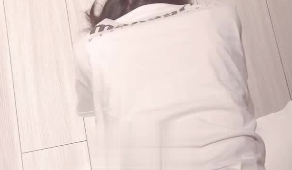 对话粗暴淫荡，偏执狂，严厉女体调教大神【七爷】福利，各种花样玩肏多位学生嫩母狗，嗲声嗲气被玩弄