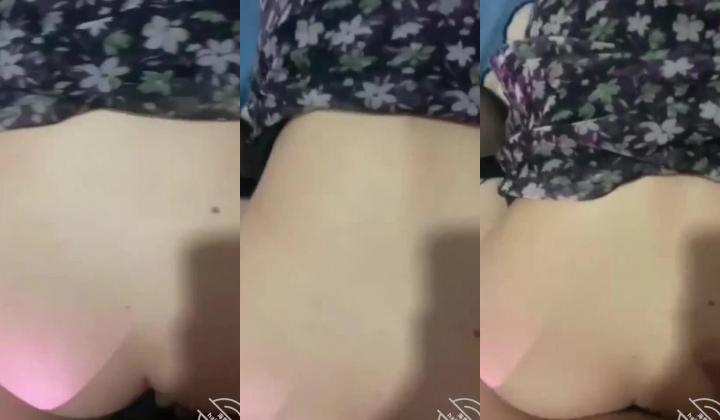 【海角乱伦大神】家有美妈 妈妈的穴永远是最温暖的 插了好半天才在妈妈的引导下进入 羞耻后入特别爽