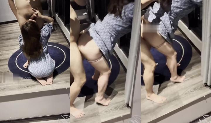 乱伦大神小钢炮 ️超刺激和大嫂首次酒店操逼开着门后入大嫂再口爆吞精