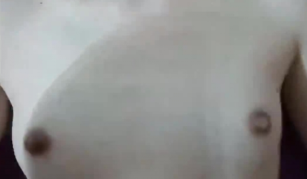 海角大神合集，【我和亲姐姐的性福生活】，乱伦记录，黑丝老姐太敏感了，受不了我的大牛子，绝了！颜值