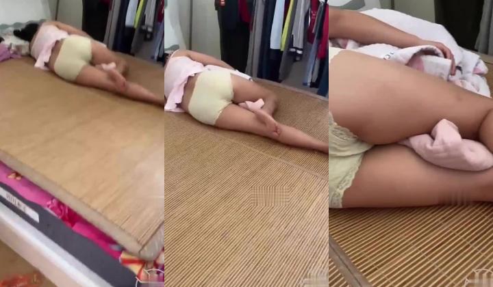 【乱伦史上封神之作我和妈妈】真实乱伦  强奸妈妈牛人与妈妈乱伦 历经了两个多月！全程记录！