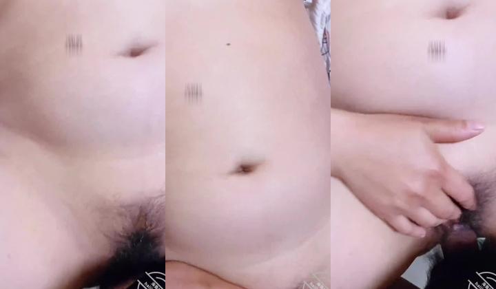 《震惊！史上最强 》镶珠神人与妈妈乱伦被外婆发现后续！卫生间内射布袋大奶60岁外婆和妈妈老家山林