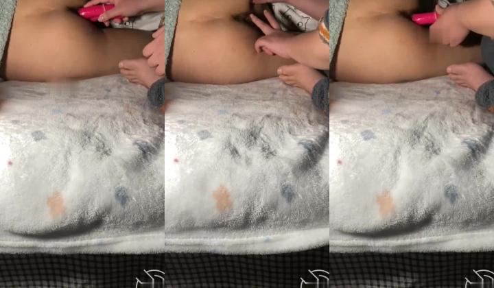 自称原创真实姐弟乱伦！浙江金华99年E奶姐姐与亲弟弟乱伦，拿道具开了弟弟的菊花，总是趁着爸妈不在