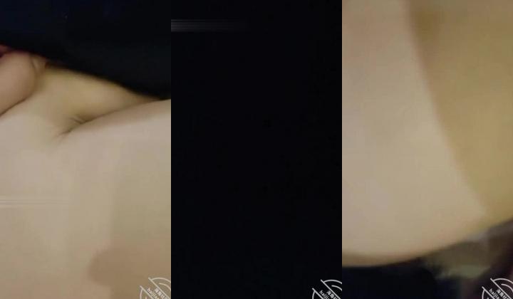 海角社区母子乱伦大神和妈妈在出租房的故事 ️ 老妈的性福时刻要在老爸搞过老妈的床上搞她